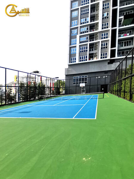 Tennis court