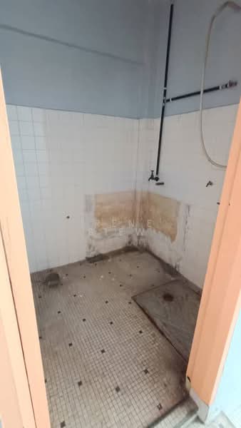 1.5-storey Terraced House for Sale in Seremban (Negeri Sembilan) - Irene Siew - Bathroom - PropertyGuru.com.my
