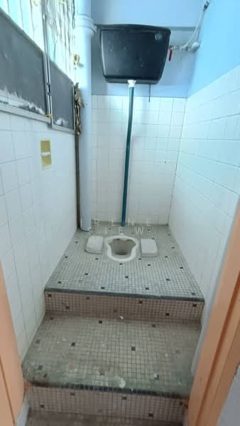 1.5-storey Terraced House for Sale in Seremban (Negeri Sembilan) - Irene Siew - Bathroom - PropertyGuru.com.my