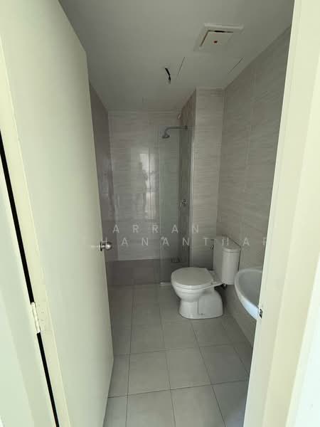 Kondominium untuk Disewa di Brezza Hill - Arran Sathananthar - Bathroom - PropertyGuru.com.my