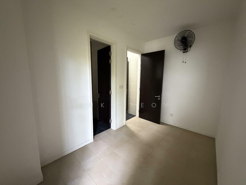 maid room and bathroom