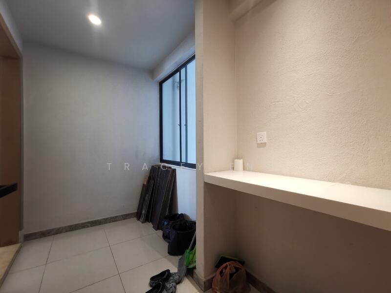 Private Entrance Foyer 