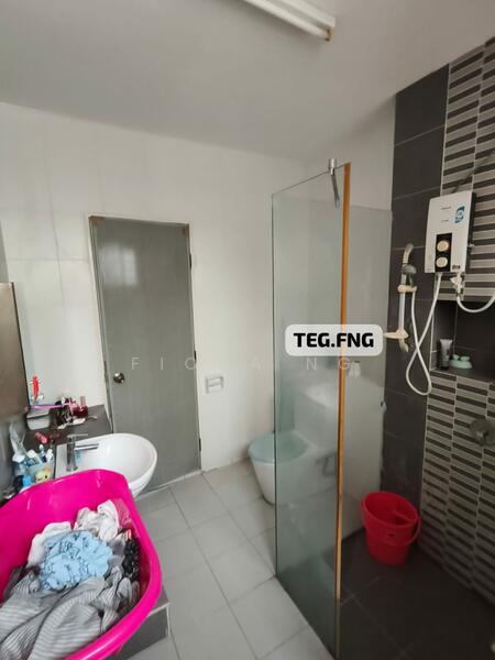 2-storey Terraced House for Sale in Shah Alam (Selangor) - Fiona Ng - Bathroom - PropertyGuru.com.my