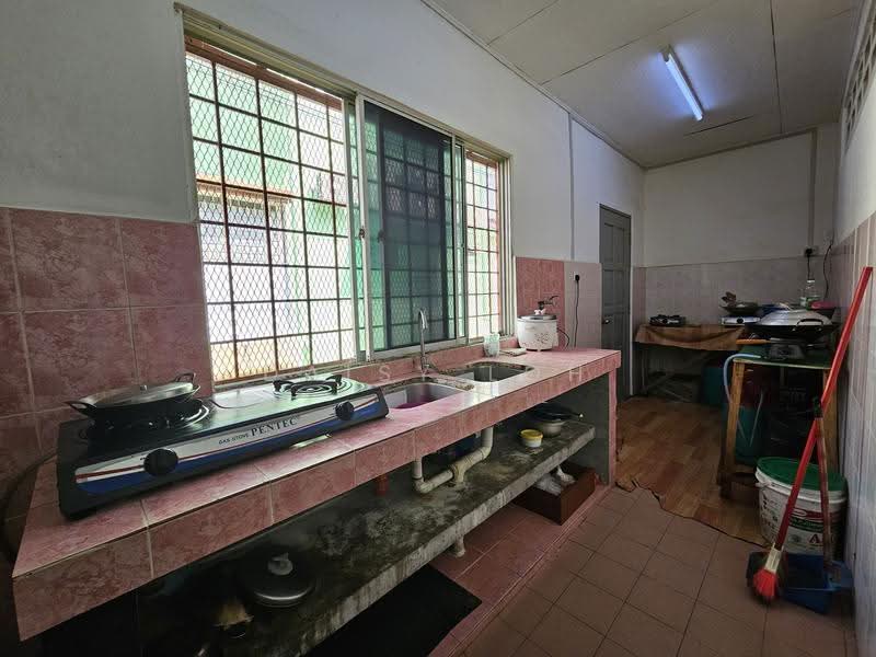 Terraced House for Sale in Bangsar (Kuala Lumpur) - Daisy Loh - Kitchen - PropertyGuru.com.my
