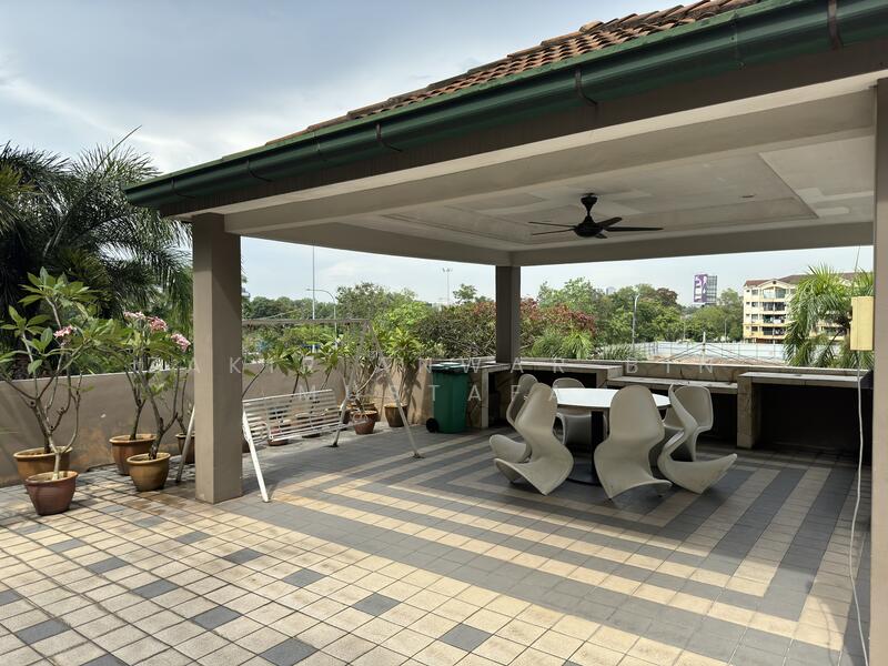 BBQ PIT