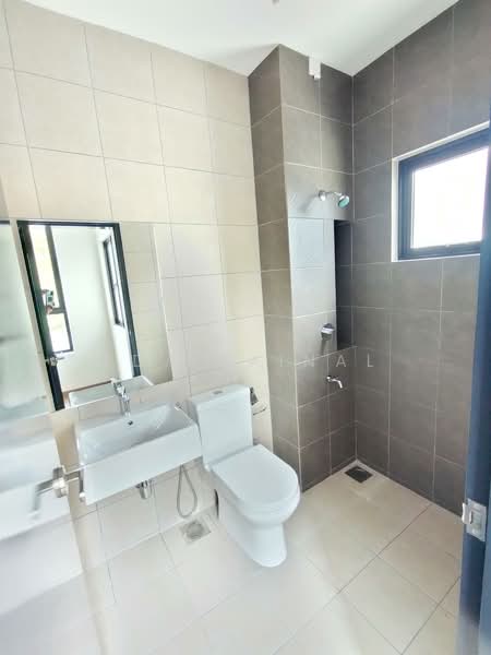 2-storey Terraced House for Sale in Sepang (Selangor) - Eda Zainal - Bathroom - PropertyGuru.com.my