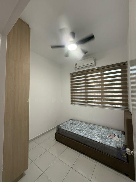 For Rent - Opal