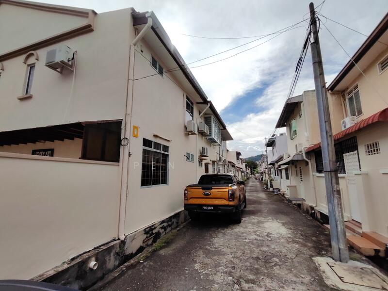 Back Lane 