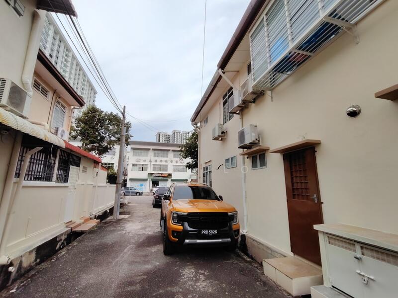 Back Lane 