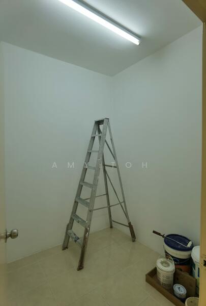 Maid Room