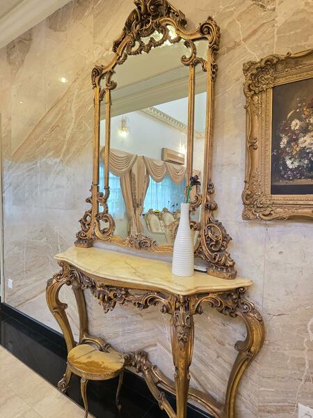 Mirror 