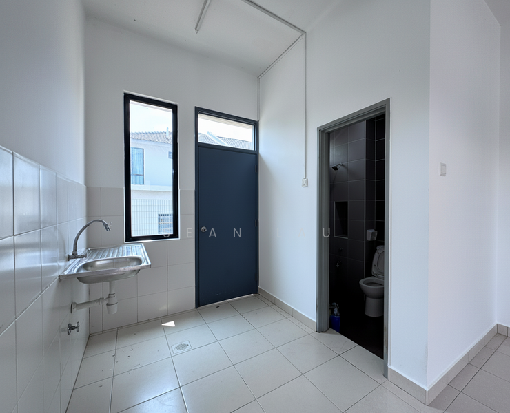 2-storey Terraced House for Rent in Johor Bahru (Johor) - Sean Lau - Bathroom - PropertyGuru.com.my