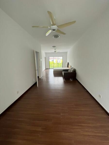 Dale, Lake Fields untuk Untuk Dijual - RM 1,190,000, Mac 2026 - Living Room - PropertyGuru.com.my
