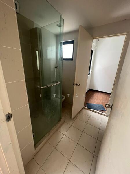 Dale, Lake Fields untuk Untuk Dijual - RM 1,190,000, Mac 2026 - Bathroom - PropertyGuru.com.my