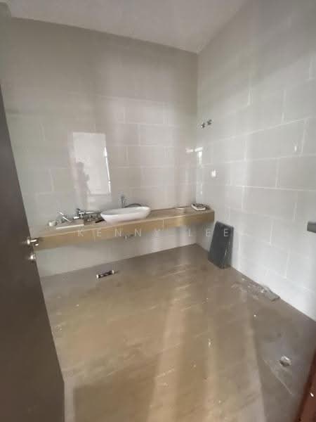 Semi-Detached House for Sale in Eco Sanctuary (Telok Panglima Garang) - Kenny Lee - Bathroom - PropertyGuru.com.my