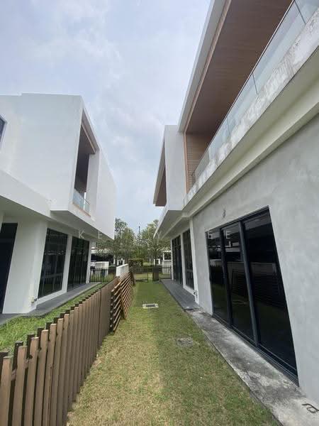 Semi-Detached House for Sale in Eco Sanctuary (Telok Panglima Garang) - Kenny Lee - Exterior - PropertyGuru.com.my