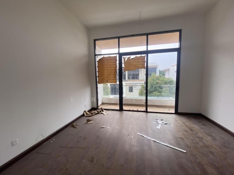 Semi-Detached House for Sale in Eco Sanctuary (Telok Panglima Garang) - Kenny Lee - Balcony - PropertyGuru.com.my