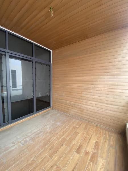 Semi-Detached House for Sale in Eco Sanctuary (Telok Panglima Garang) - Kenny Lee - Balcony - PropertyGuru.com.my