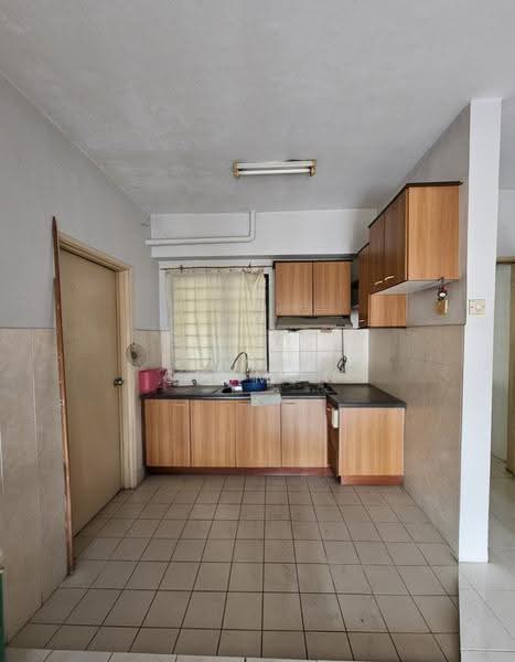Apartment for Sale at Juara Suria Apartment - Jacob Simmon - Kitchen - PropertyGuru.com.my
