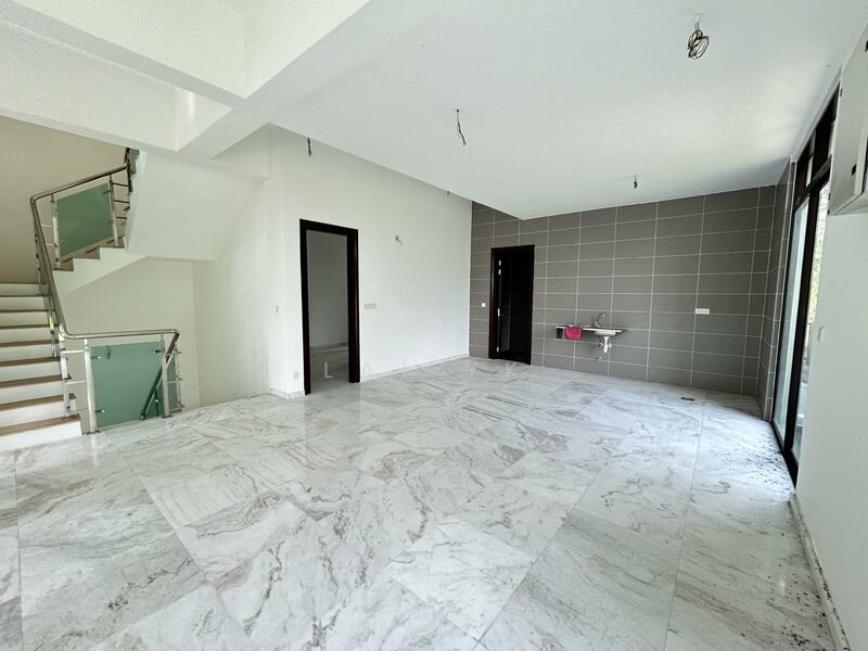 Rumah Berkembar untuk Dijual di Putra Heights (Subang Jaya) - Lai YK - Living Room - PropertyGuru.com.my