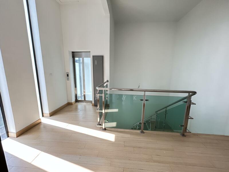 Rumah Berkembar untuk Dijual di Putra Heights (Subang Jaya) - Lai YK - Entrance - PropertyGuru.com.my