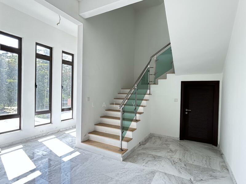 Rumah Berkembar untuk Dijual di Putra Heights (Subang Jaya) - Lai YK - Entrance - PropertyGuru.com.my