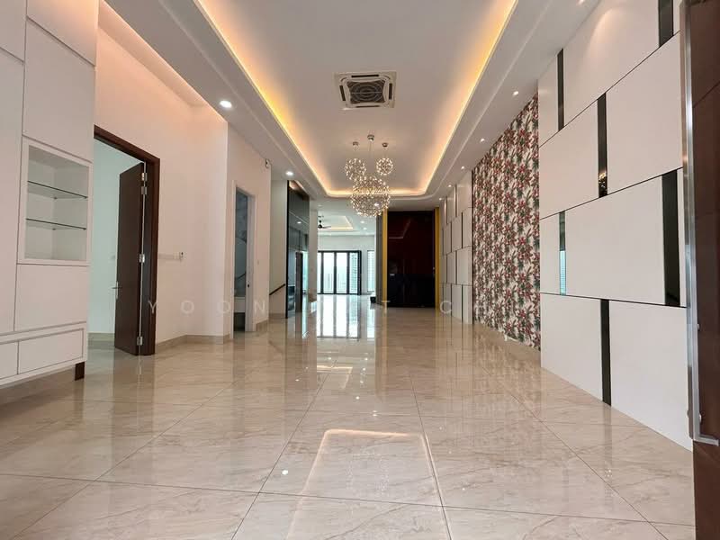 Rumah Banglo untuk Dijual di Country Heights Damansara (Kuala Lumpur) - Yoon Tat Chin - Corridor - PropertyGuru.com.my