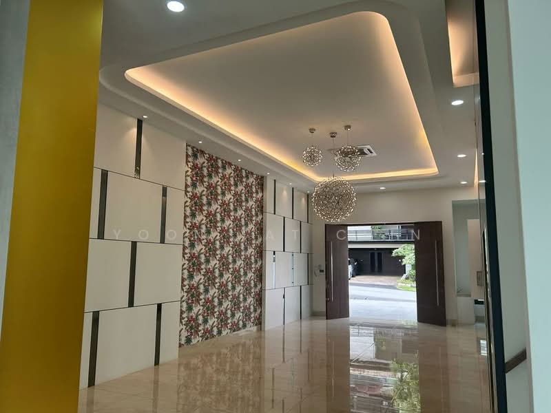 Rumah Banglo untuk Dijual di Country Heights Damansara (Kuala Lumpur) - Yoon Tat Chin - Entrance - PropertyGuru.com.my