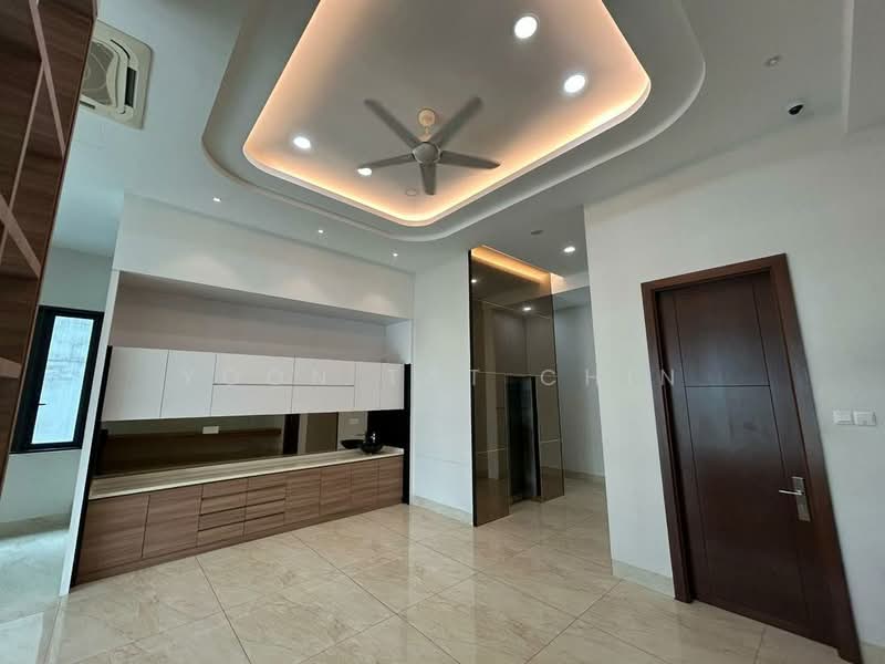 Rumah Banglo untuk Dijual di Country Heights Damansara (Kuala Lumpur) - Yoon Tat Chin - Living Room - PropertyGuru.com.my