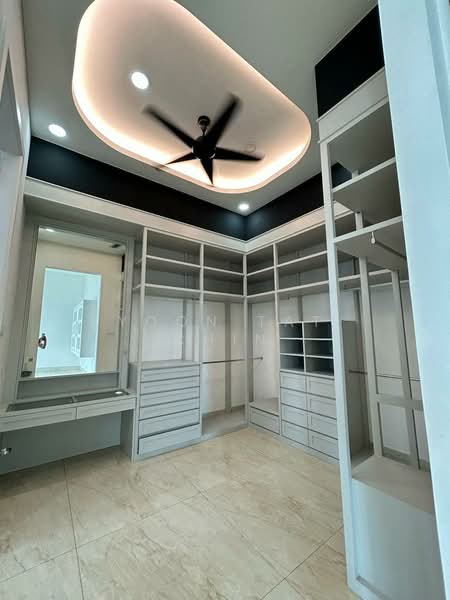 Rumah Banglo untuk Dijual di Country Heights Damansara (Kuala Lumpur) - Yoon Tat Chin - Master Bedroom - PropertyGuru.com.my