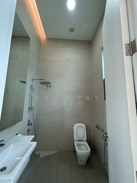 Rumah Banglo untuk Dijual di Country Heights Damansara (Kuala Lumpur) - Yoon Tat Chin - Bathroom - PropertyGuru.com.my