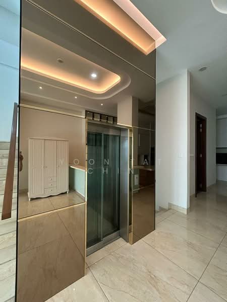 Rumah Banglo untuk Dijual di Country Heights Damansara (Kuala Lumpur) - Yoon Tat Chin - Entrance - PropertyGuru.com.my