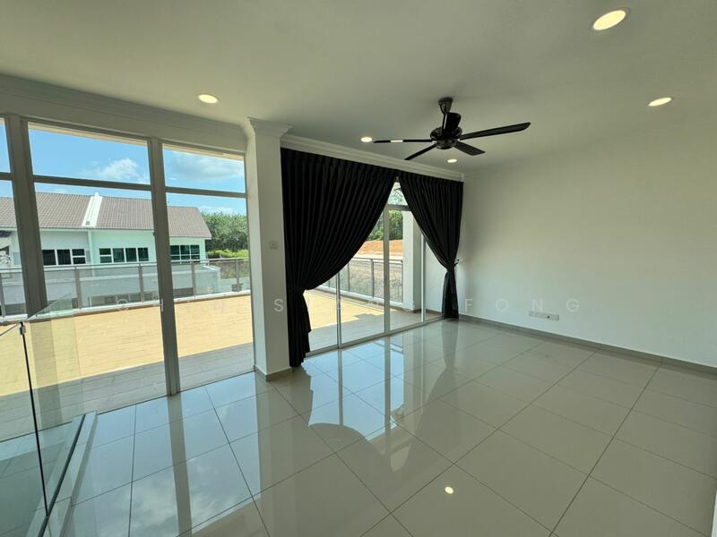 top floor Living Room