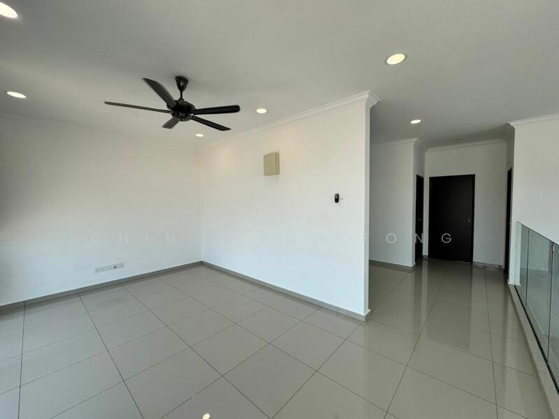 1st floor Living Room