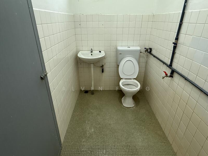 Common bathroom