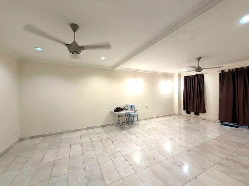 2-storey Terraced House for Rent in Kota Warisan (Sepang) - Terry Yee - Living Room - PropertyGuru.com.my