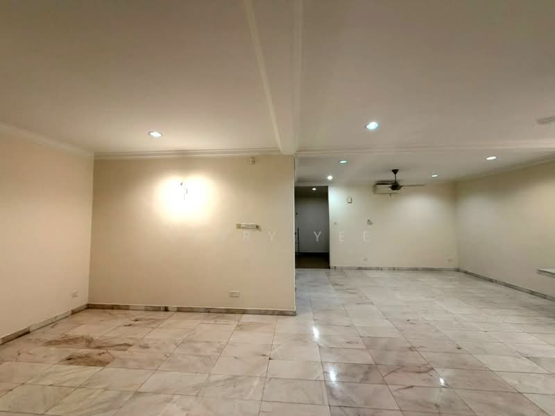 2-storey Terraced House for Rent in Kota Warisan (Sepang) - Terry Yee - Living Room - PropertyGuru.com.my