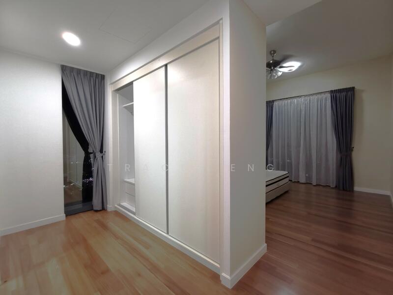 Master Bedroom Wardrobe Hallway 
