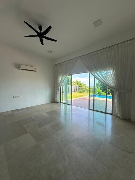 Condominium for Rent at 10 Island Resort - Shing Lam - Living Room - PropertyGuru.com.my