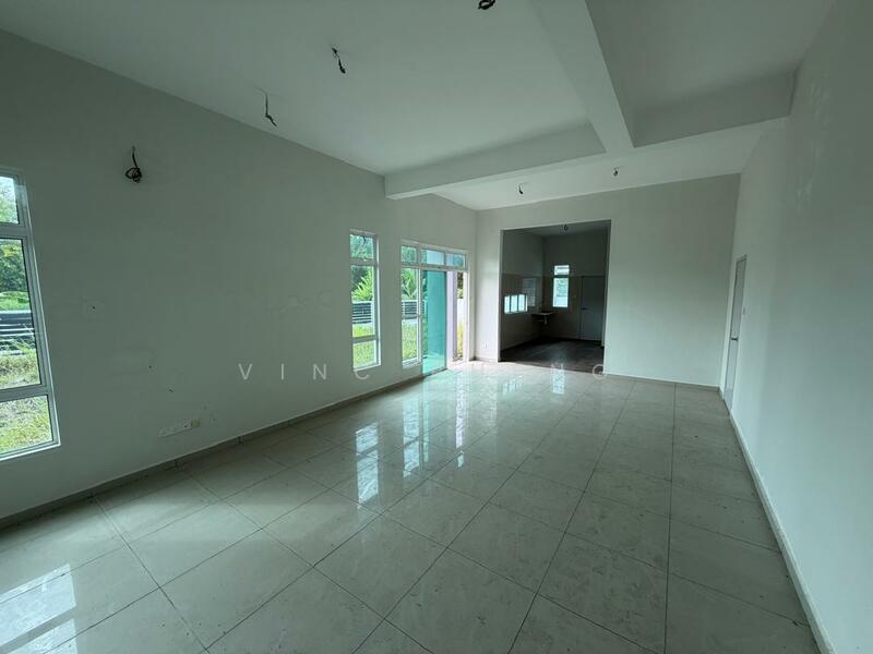 2.5-storey Terraced House for Sale in Taman Merak Mas (Bukit Katil) - Vinc Pheng - Living Room - PropertyGuru.com.my