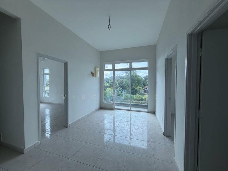 2.5-storey Terraced House for Sale in Taman Merak Mas (Bukit Katil) - Vinc Pheng - Interior - PropertyGuru.com.my