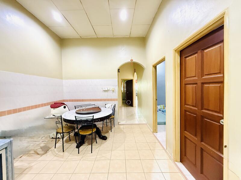 1-storey Terraced House for Sale in Taman Puteri Jaya (Batu Pahat) - NGO - Dining Room - PropertyGuru.com.my