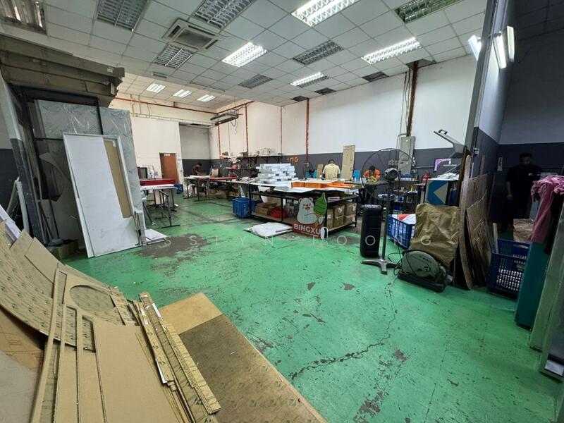 For Sale - Kempas Utama, Skudai 1.5 Storey Cluster Factory Corner Lot