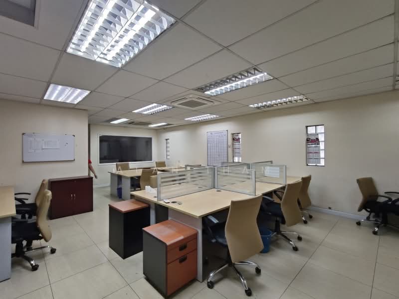 Shop / Office for Sale in Taman Molek (Johor Bahru) - Alan Tham - Interior - PropertyGuru.com.my