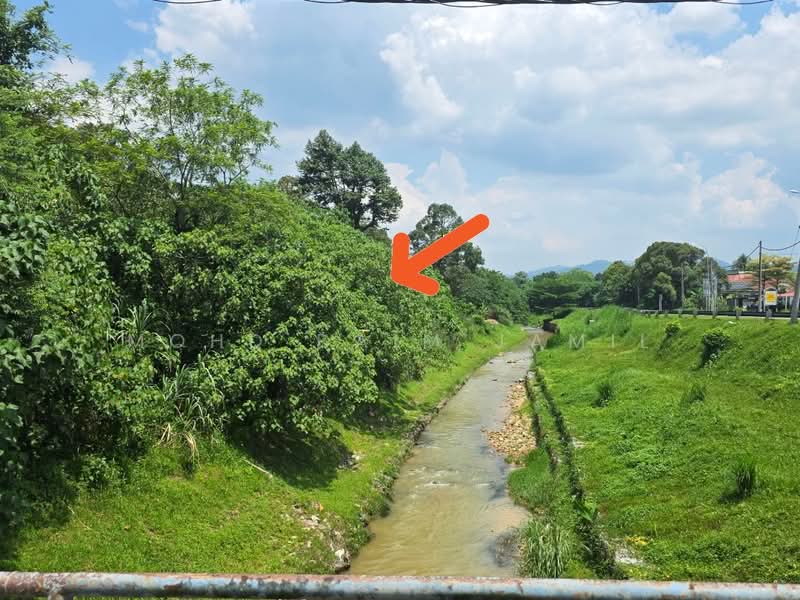 Agricultural Land for Sale in Antara Gapi (Ulu Yam) - Mohd Daim Jamil - Exterior - PropertyGuru.com.my