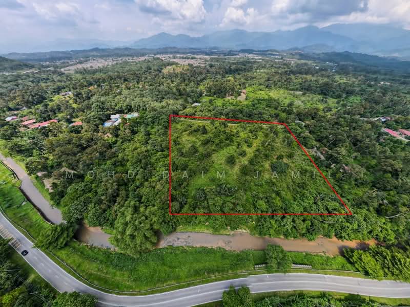 Agricultural Land for Sale in Antara Gapi (Ulu Yam) - Mohd Daim Jamil - Exterior - PropertyGuru.com.my