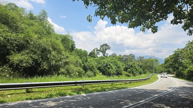 Agricultural Land for Sale in Antara Gapi (Ulu Yam) - Mohd Daim Jamil - Exterior - PropertyGuru.com.my