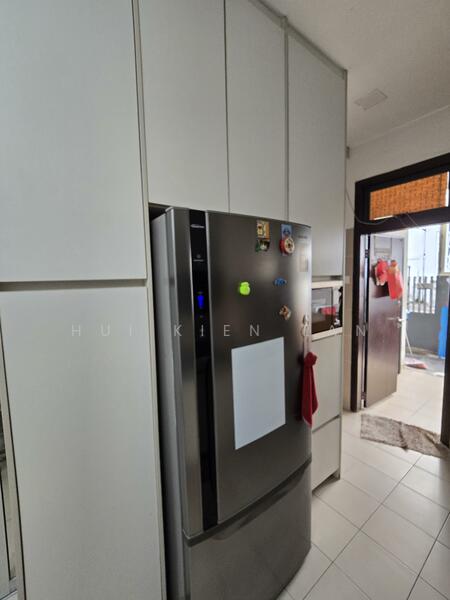 2-storey Terraced House for Sale in Laman Glenmarie (Shah Alam) - Hui Kien Tan - Kitchen - PropertyGuru.com.my