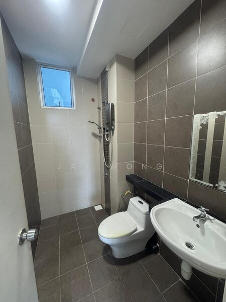 Untuk Disewa - D'Rich Executive Suites