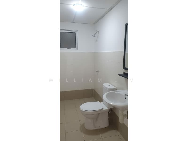 Service Residence for Sale at Axis Crown - William Lim - Bathroom - PropertyGuru.com.my